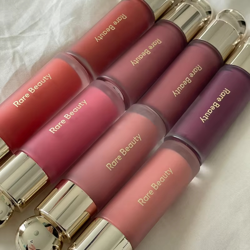 บลัชออนเนื้อลิควิด ฮอต เรียร์บ - Rare Beauty Makeup Highlighter บทวิจารณ์และราคา