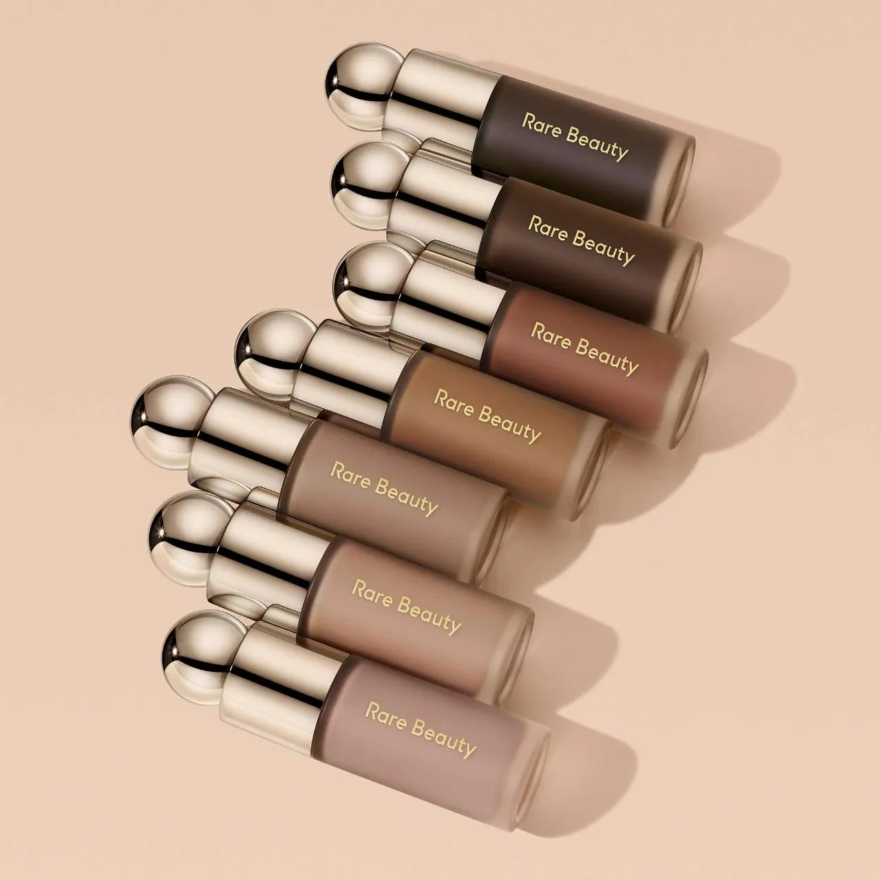 พาเลทคอนทัวร์เนื้อครีม Rare Be - Rare Beauty Makeup Highlighter บทวิจารณ์และราคา